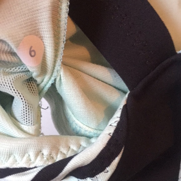 Lululemon run back on track tank top yoga fitness - Picture 4 of 4